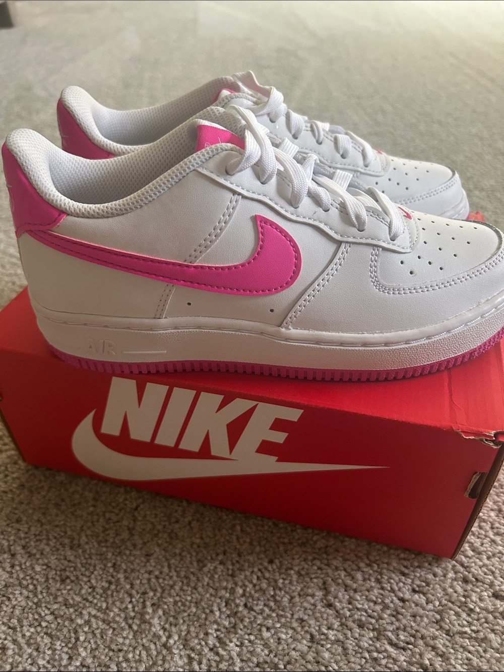 Nike White Sneakers with Bright Pink Swoosh. Youth size 3.5